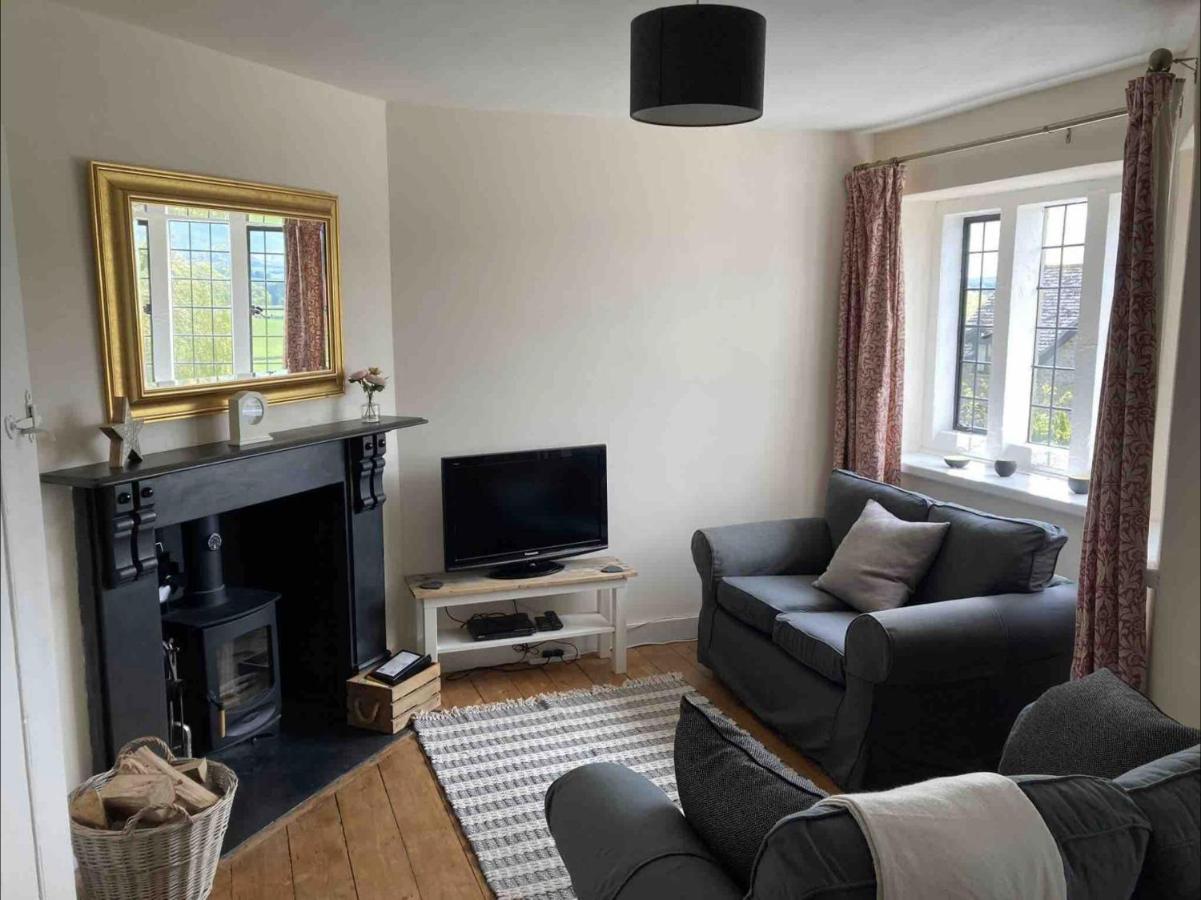Cosy Arts & Crafts Cottage With Stunning Views Brecon Exterior foto